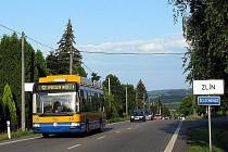 První cestující se mohli svézt nově zavedenou linkou městské hromadné dopravy ve Zlíně č.12 až do nedalekých Želechovic 1. dubna 2008. Dosavadní síť MHD se tak rozšířila o pět kilometrů a tři zastávky.