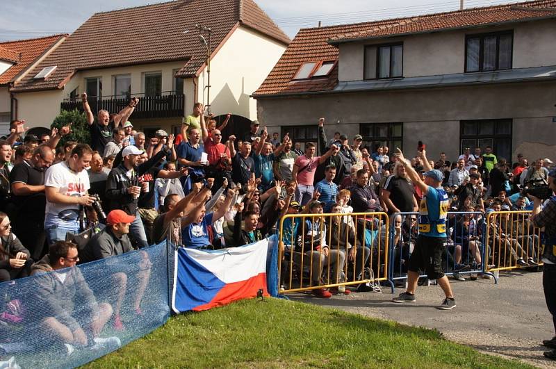 Dopolední kvalifikační zkouška na trase Pohořelice – Komárov