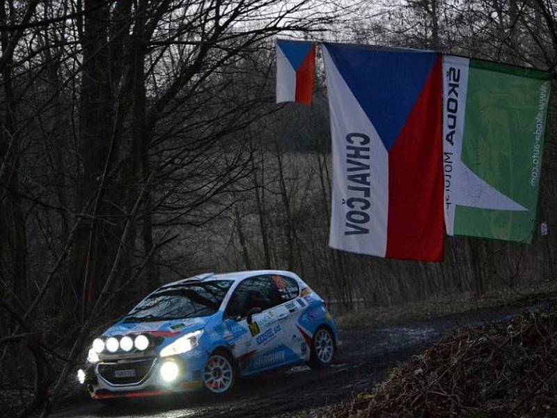 Snímek z jedné z rallye, které se letos účastní Jaroslav Maniš z Chvalčova u Bystřice pod Hostýnem už po dvaadvacáté.