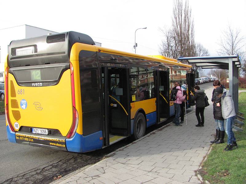 Nevidomé děti trénovaly cestování autobusem městské hromadné dopravy ve Zlíně.