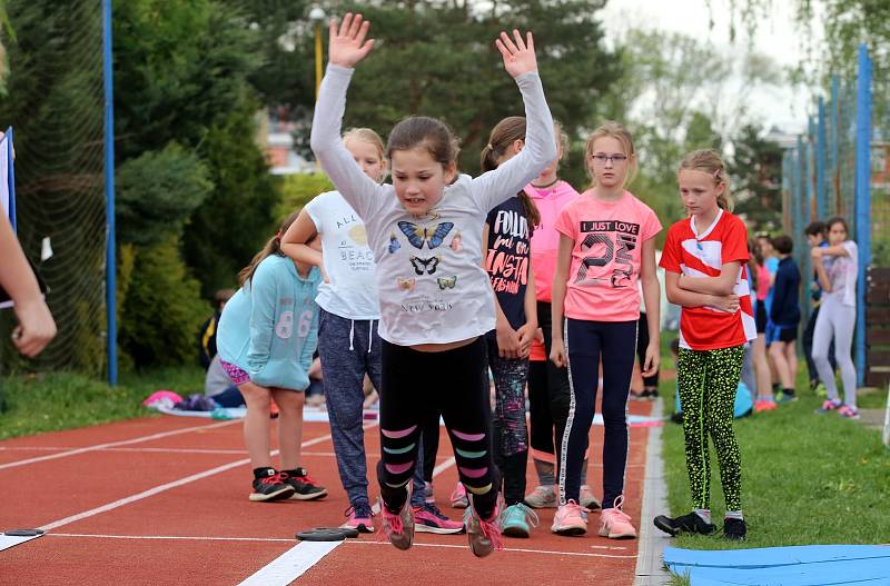 Odznaku Všestrannosti Olympijských Vítězů v ZŠ Mánesova v Otrokovicích.