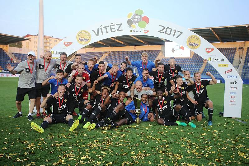 Uherské Hradiště super pohár fotbal FC FASTAV Zlín - ŠK Slovan Bratislav