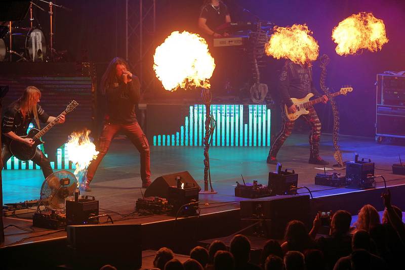 Koncert skupiny Traktor ve sportovní hale Datart Zlín, 5. října 2022