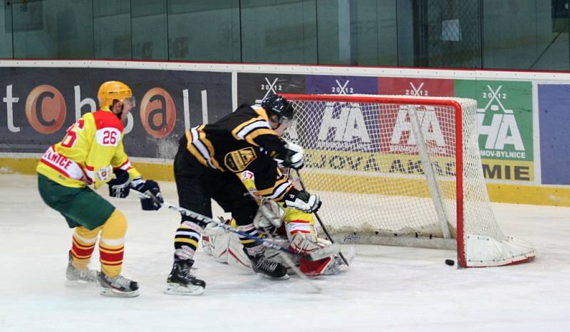  krajská liga mužů, HC Brumov-Bylnice (ve žlutém) - HK Kkroměříž