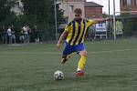 Fotbalisté Uherského Brodu (červené dresy) zvítězili v předkole MOL Cupu nad domácím Baťovem 5:0.