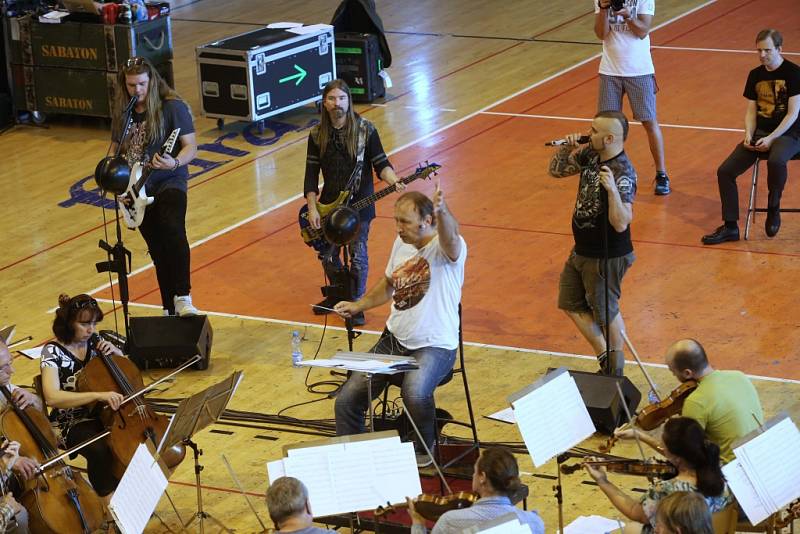 Masters Of Rock 2017. Zkouška skupiny Sabaton s filharmonií B. Martinů