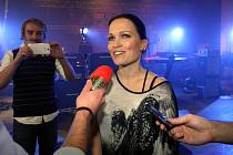 Tarja Turunen zkouší v Masters of Rock Café ve Zlíně.