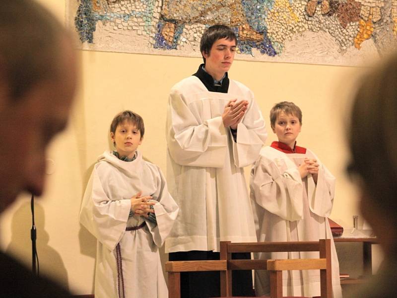 Popeleční středa v kostele sv. Filipa a Jakuba ve Zlíně.