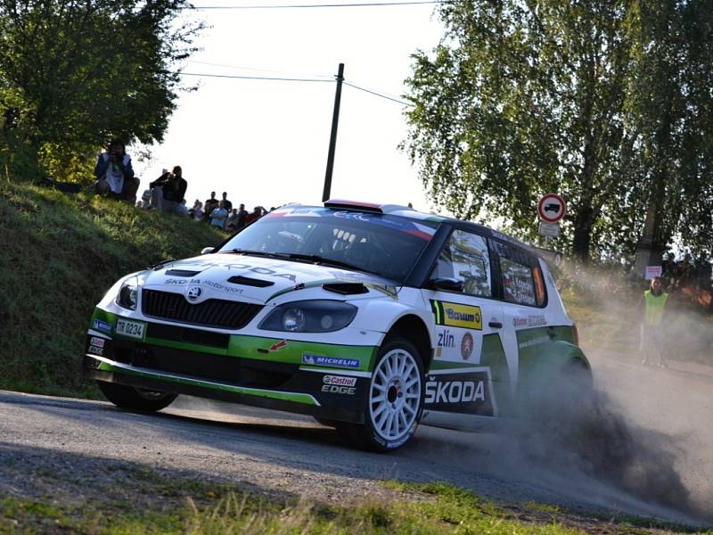 Poslední možnost vyladit svůj vůz před slavnostním startem 43. ročníku Barum Czech Rally Zlín využila v pátek dopoledne na shakedownu Hvozná většina posádek