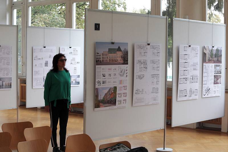 Výstava prezentace architektonické soutěž. Dostavba radnice ve Zlíně v galerii Alternativa.