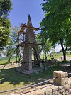 Památník obětem II. sv. války v Březnici opravují.