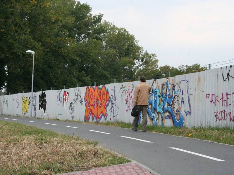 Cyklostezka mezi zlínskými částmi Louky a Prštné