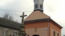 V sobotu 20. listopadu 2010 v Dřínově vysvětili zrekonstruovanou kapli svatého Jana Nepomuckého.