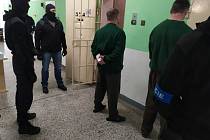Krajští kriminalisté rozprášili drogový gang, který působil ve Zlínském a Moravskoslezském kraji.