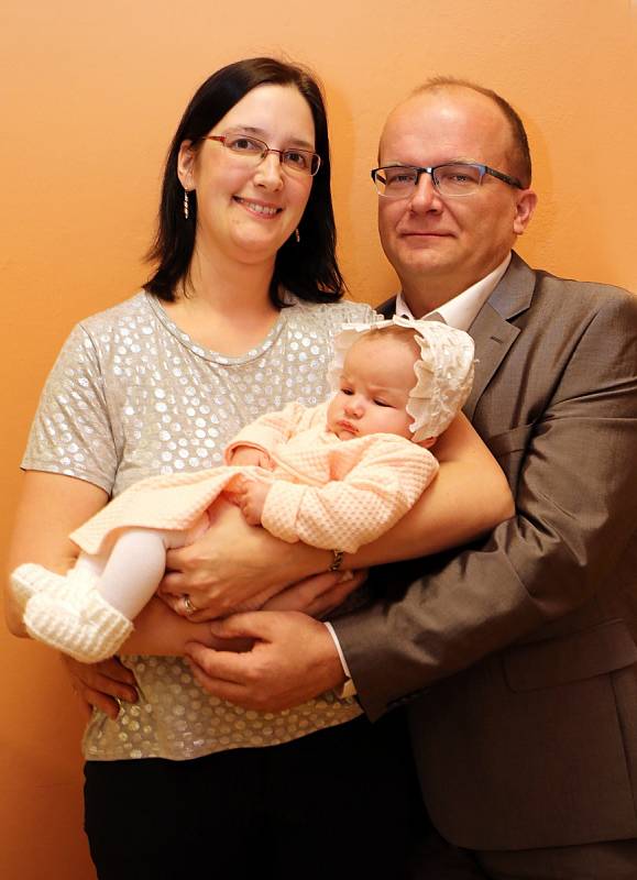 Vítání dětí městský úřad 24.3.2017 ve Zlíně. Silvie a Aleš Kučerovi s dcerou Terezou