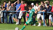 Fotbalisté Slavičína (v modrém) ve 2. kole MOL Cupu ve středu odpoledne před svými fanoušky podlehli prvoligové Karviné 1:5. Foto: Deník/Jan Zahnaš