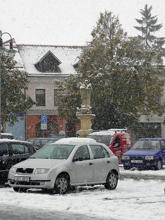 Sněhová nadílka ve Valašských Kloboukách.