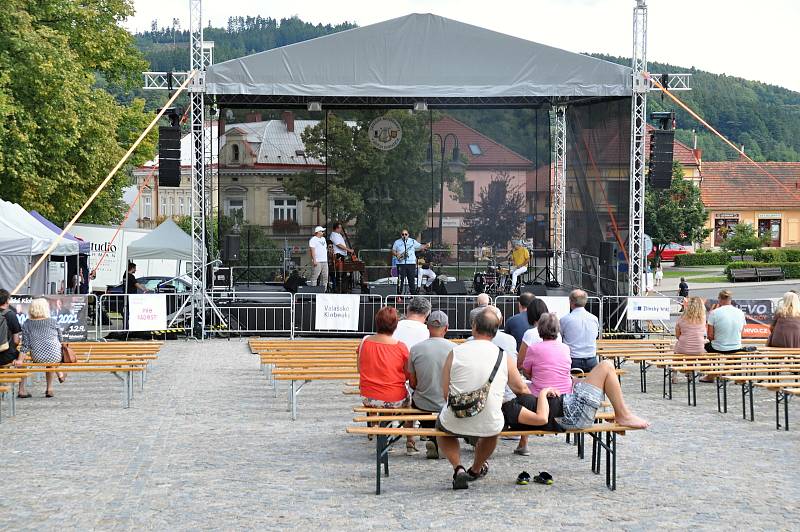 Součástí tradičního Setkání muzikantů v Bílých Karpatech ve Valašských Kloboukách byl v sobotu 21. srpna 2021 také gastrofestival