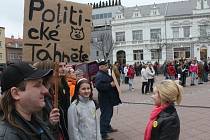 Další demonstrace v režii Holešovské výzvy ve Zlíně
