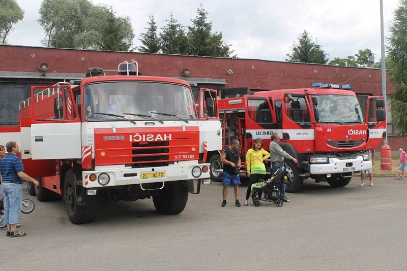 Den otevřených dveří společnosti Tajmac-ZPS přilákal davy lidí