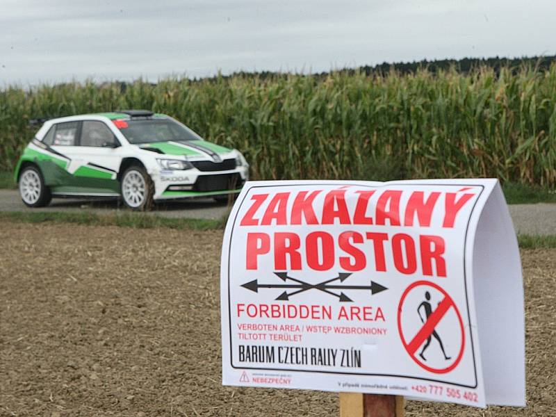 Barum rally 2015. Testovací jízdy nad obcí Raková.