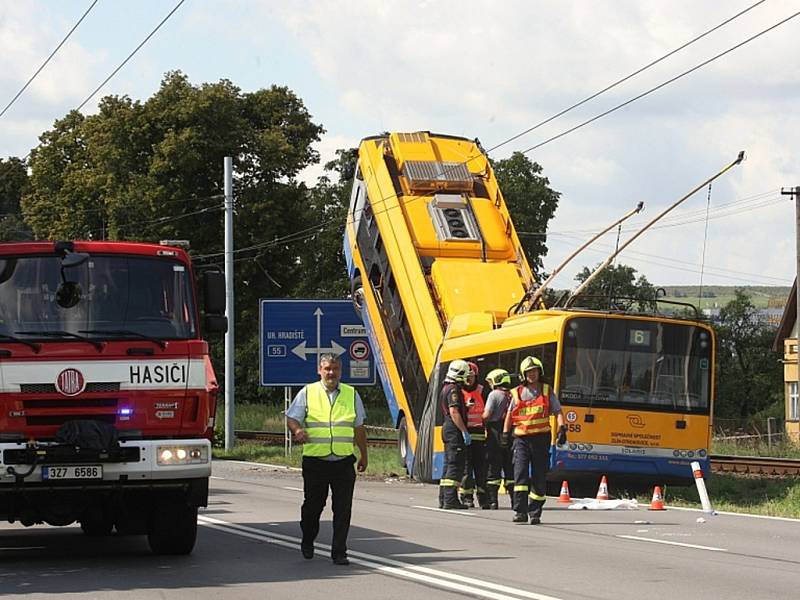 Havárie trolejbusu v Otrokovicích.