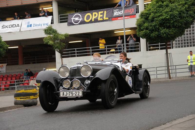 Start 49. ročník Barum Czech Rally. Bugatti