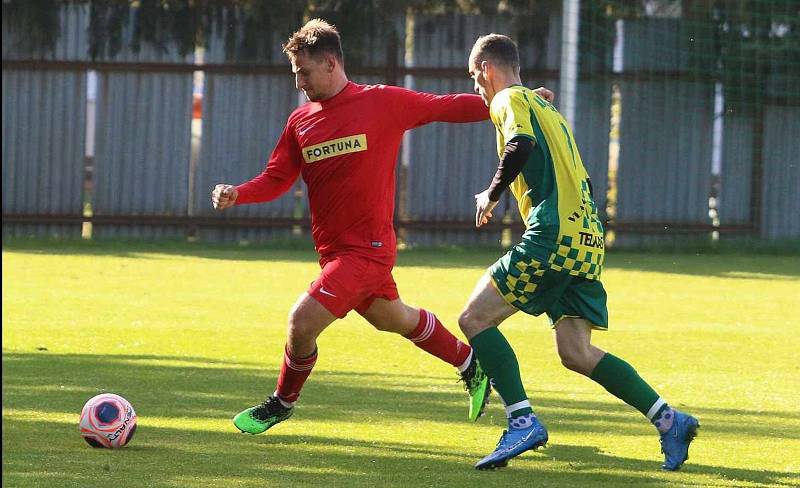 Šestadvacetiletý hokejista Brumova Jakub Vaněk hraje i fotbal. Foto: se svolením Jakuba Vaňka