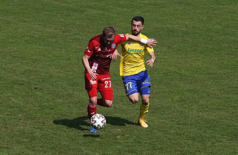 Fotbalisté Zlína (ve žlutých dresech) se v reprezentační přestávce utkali se Sigmou Olomouc.