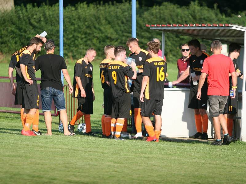 Bezbrankovou remízu přinesl sobotní fotbalový duelu I. B třídy skupiny B v Loukách, kde uhrály Ludkovice (bílo-modří) cenný bod.