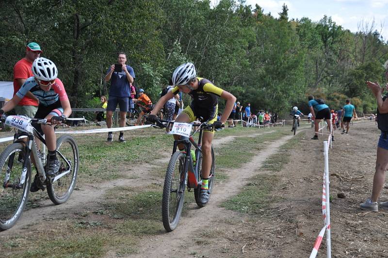 Cyklisté TUFO CykloZákladna Otrokovice závod v Touškově 2021.