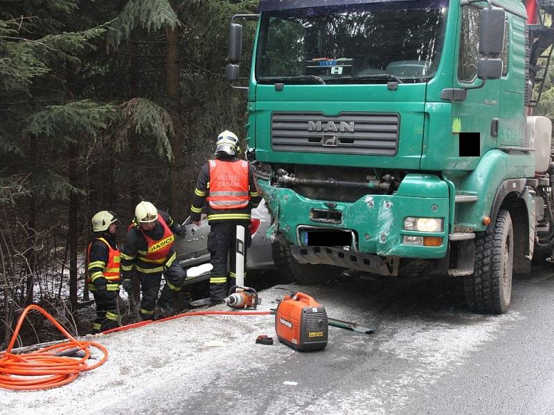 Tragická nehoda ve Velikové