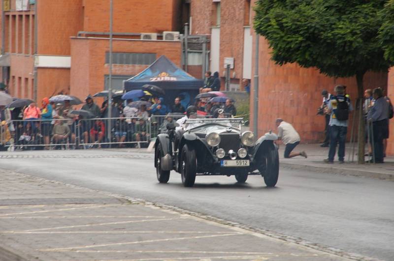 Start 49. ročník Barum Czech Rally. Bugatti