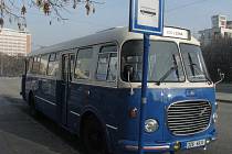 Historický bus Škoda 706