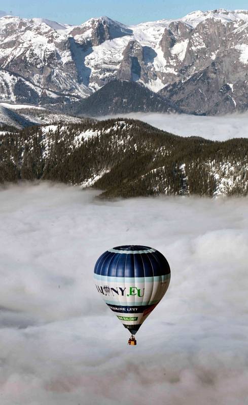 Balony z našeho kraje nad Alpami