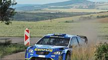 Vítězem 17. ročníku Agrotec Petronas Syntium Rally Hustopeče se stal Jan Kopecký (Škoda Fabia Rally2 evo), který o necelých sedm vteřin porazil Václava Pecha (Ford Focus WRC).