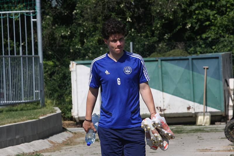 Fotbalisté ligového Fastavu Zlín v pondělí dopoledne zahájili přípravu na nový soutěžní ročník.