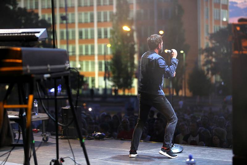 ZLÍN ŽIJE: Velkolepý třídenní festival. Vystoupení Tatabojs