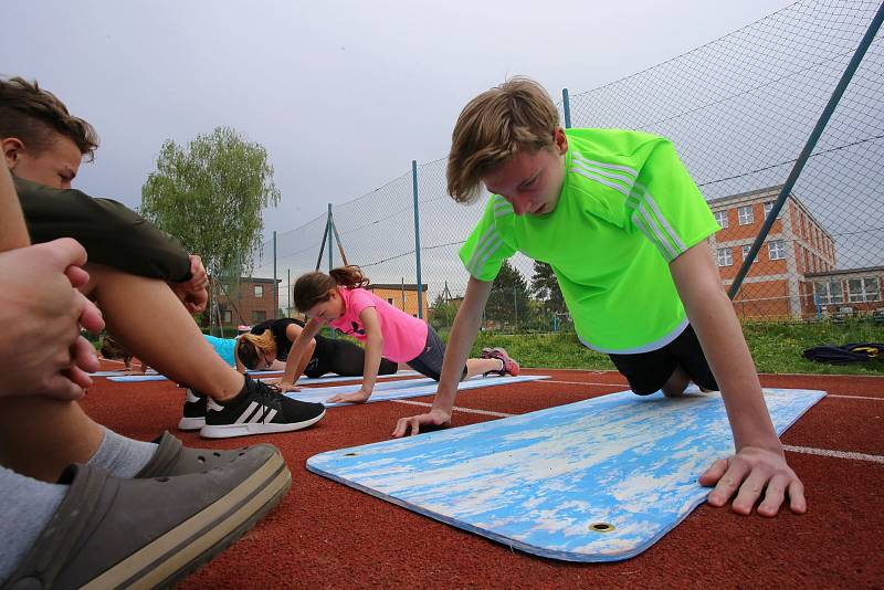 Odznaku Všestrannosti Olympijských Vítězů v ZŠ Mánesova v Otrokovicích.