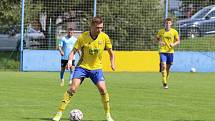 Fotbalisté Zlína B (žluté dresy) v 5. kole MSFL přehráli Znojmo 4:0. Foto: Jan Zahnaš