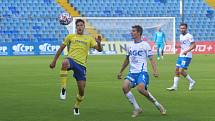 Fotbalisté Zlína (ve žlutých dresech) ve 3. kole FORTUNA:LIGY porazili Teplice 3:0.