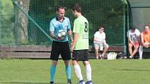 Fotbalisté Slopného (zelené dresy) si v Lize4 poradil s Drnovicemi, které díky hattricku Martina Váni zdolal 3:2. Foto: pro Deník/Jan Zahnaš