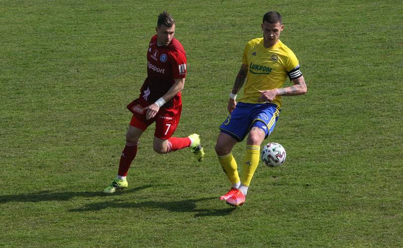 Fotbalisté Zlína (ve žlutých dresech) se v reprezentační přestávce utkali se Sigmou Olomouc.