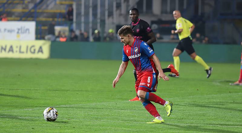 Fotbalisté Zlína v sobotním zápase 14. kola FORTUNA:LIGY pohráli s mistrovskou Plzní 0:3.