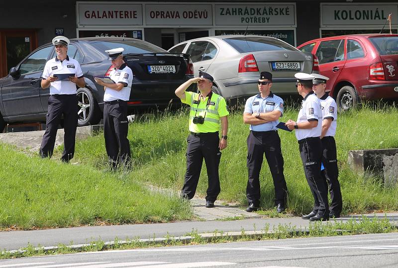 Krajské kolo soutěže dopravních policistů v řízení silničního provozu ve Zlíně .