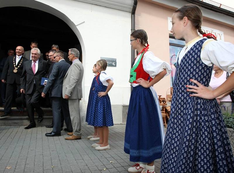 Návštěva prezidenta Miloše Zemana ve Valašských Kloboukách, druhý den návštěvy ve Zlínském kraji.