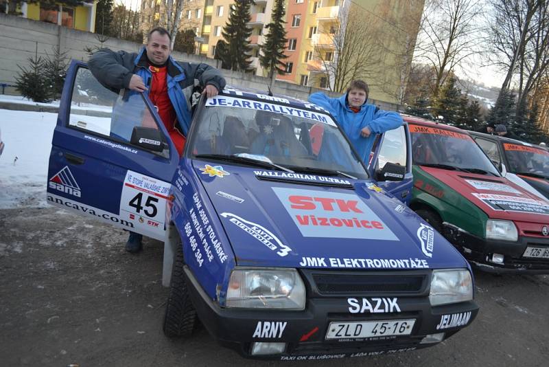 Jubilejní 40. ročník populární amatérské automobilové soutěže Ve stopě Valašské zimy proběhl v sobotu v okolí Vizovicka. 