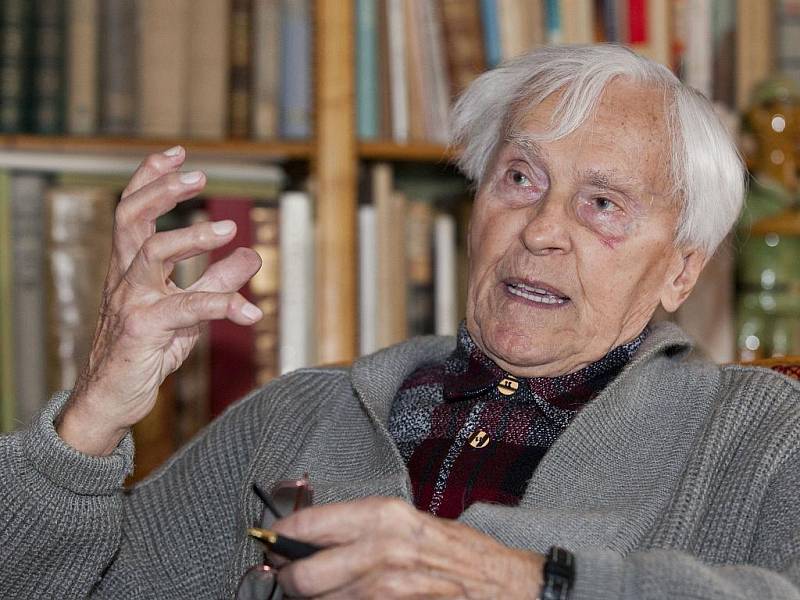 Cestovatel Miroslav Zikmund slaví 93.narozeniny