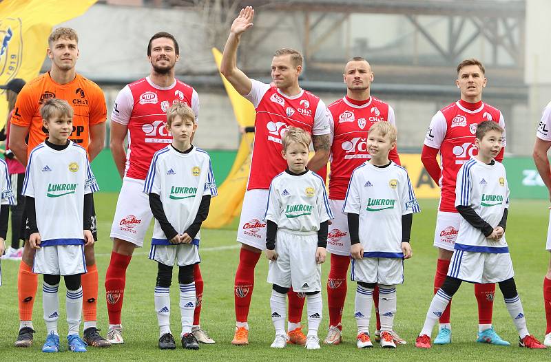 Fotbalisté Zlína (žluté dresy) se ve 26. kole FORTUNA:LIGY utkali s předposledními Pardubicemi.