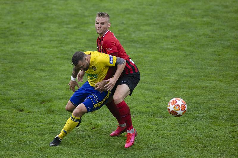 Zlín - Zápas skupiny o záchranu FORTUNA:LIGY mezi FC Fastav Zlín a SFC Opava. Matěj Hrabina (SFC Opava).